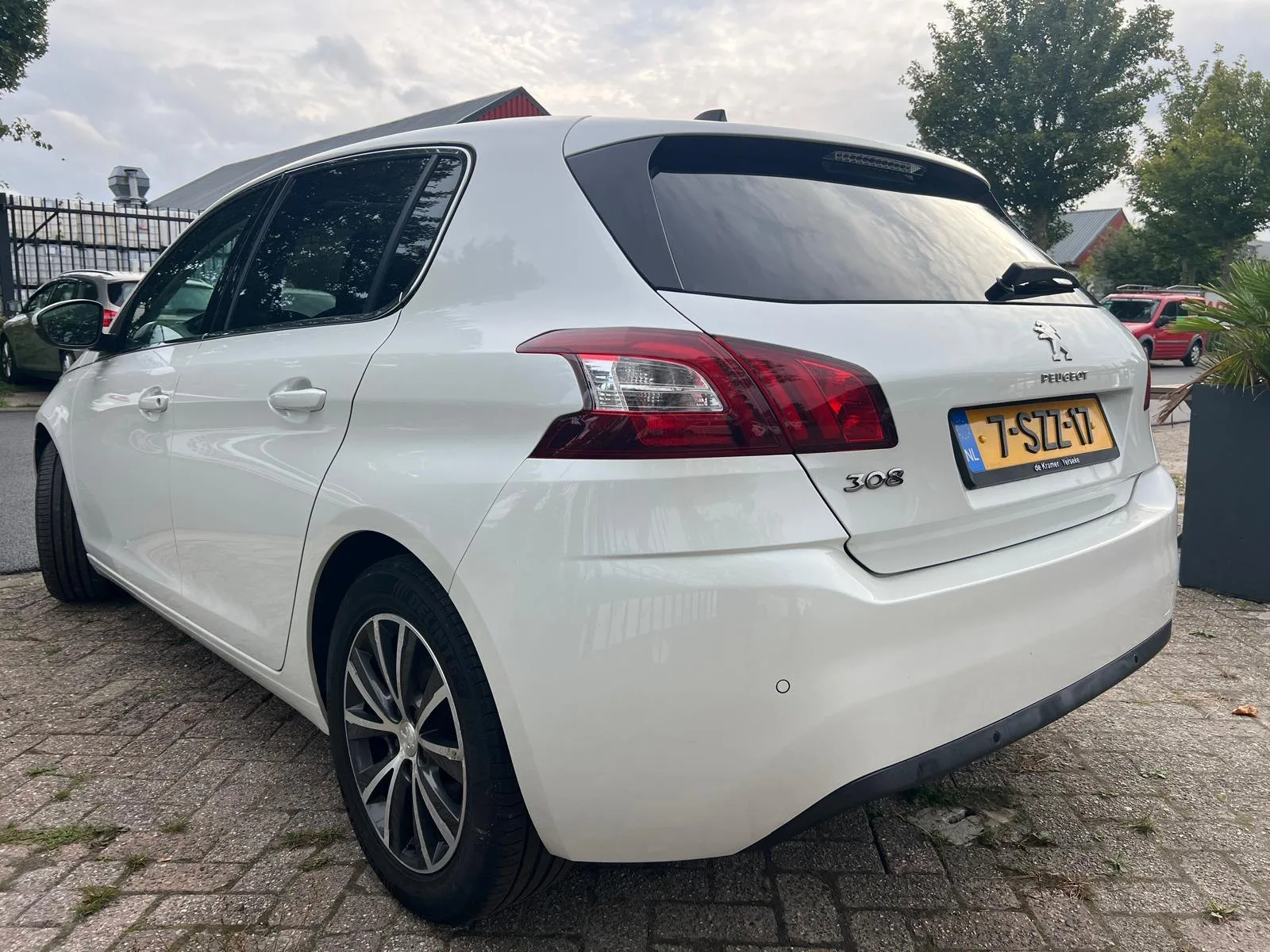 Peugeot 308 6