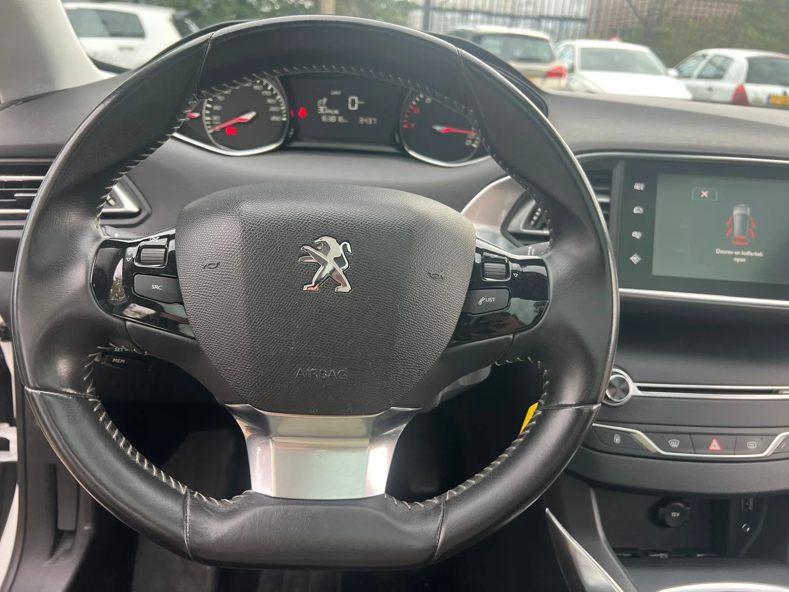 Peugeot 308 9