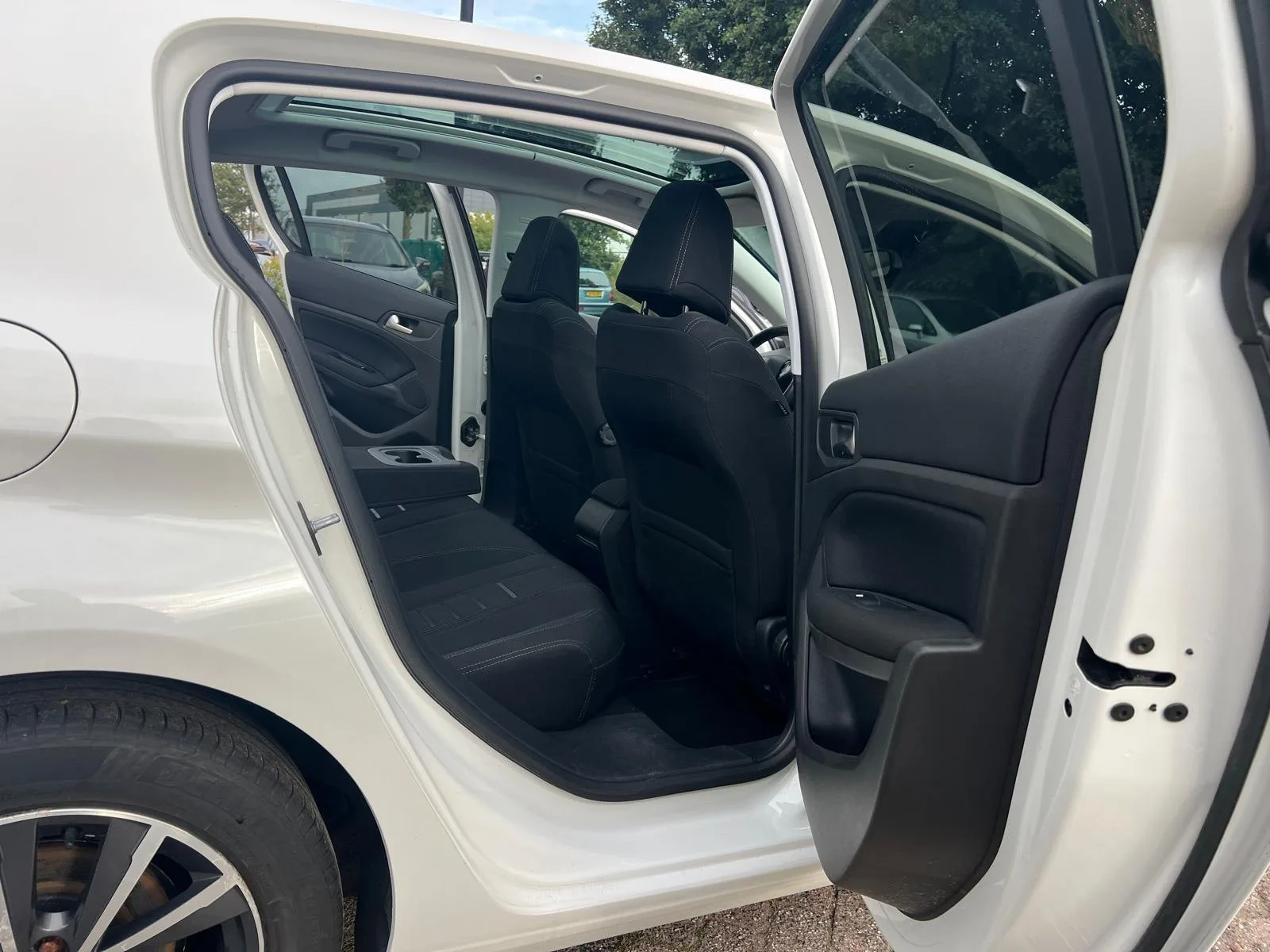 Peugeot 308 24