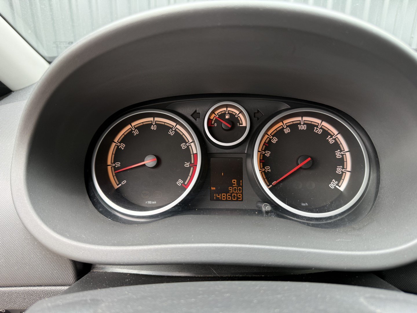 Opel Corsa 1.2-16V '111' Edition 15