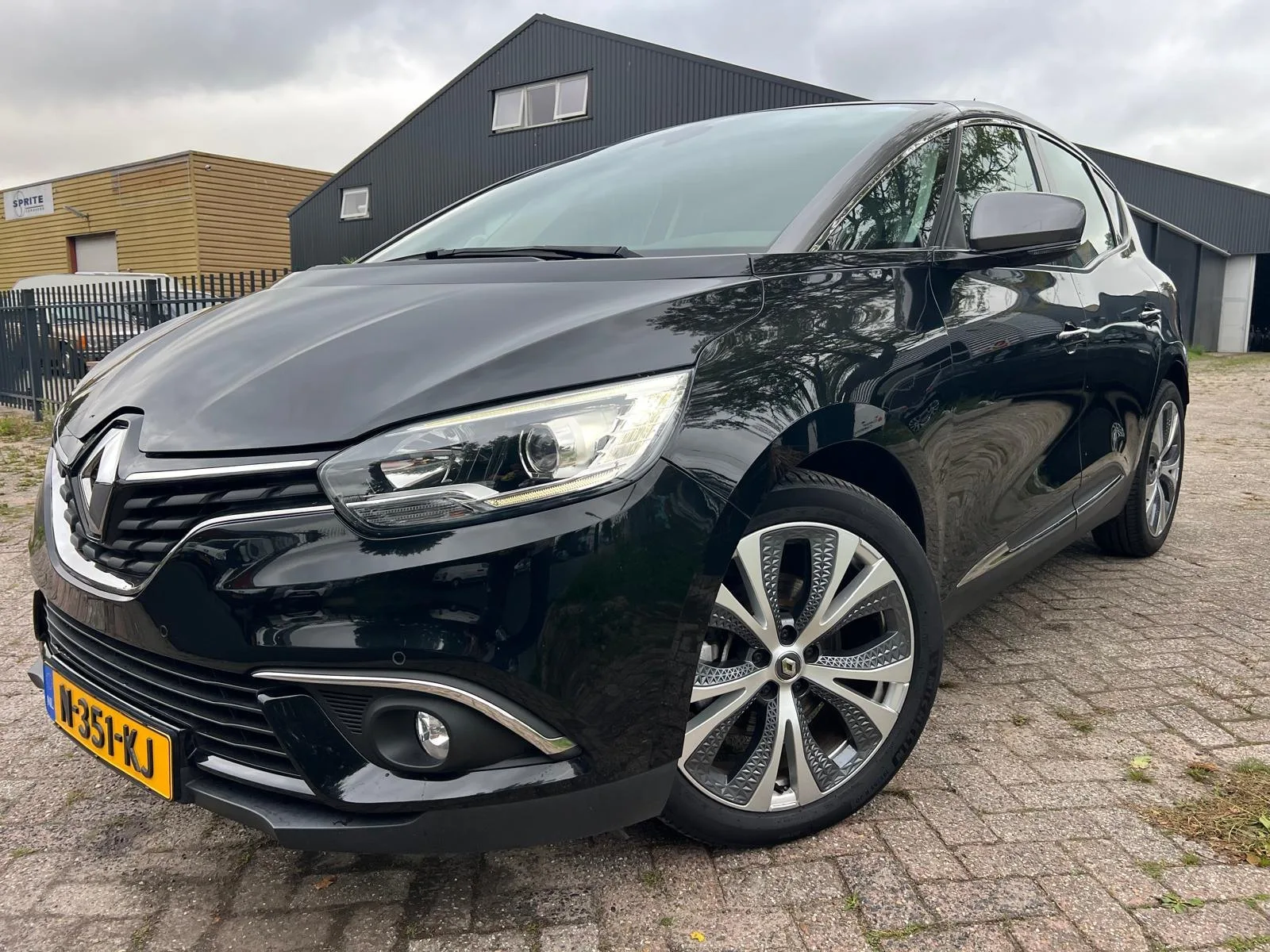 Renault Scenic 26