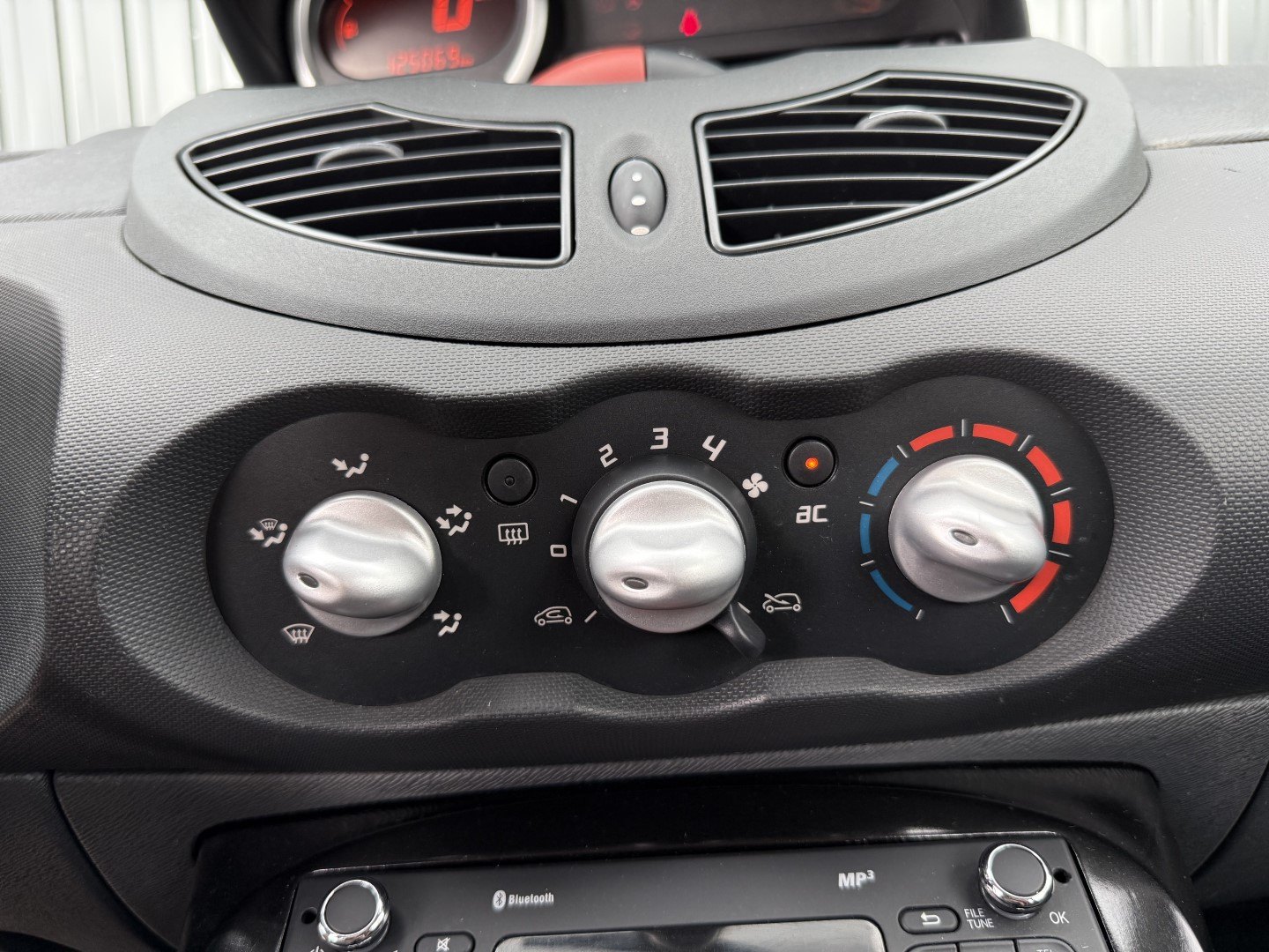 Renault Twingo 1.2 16V Acces 13
