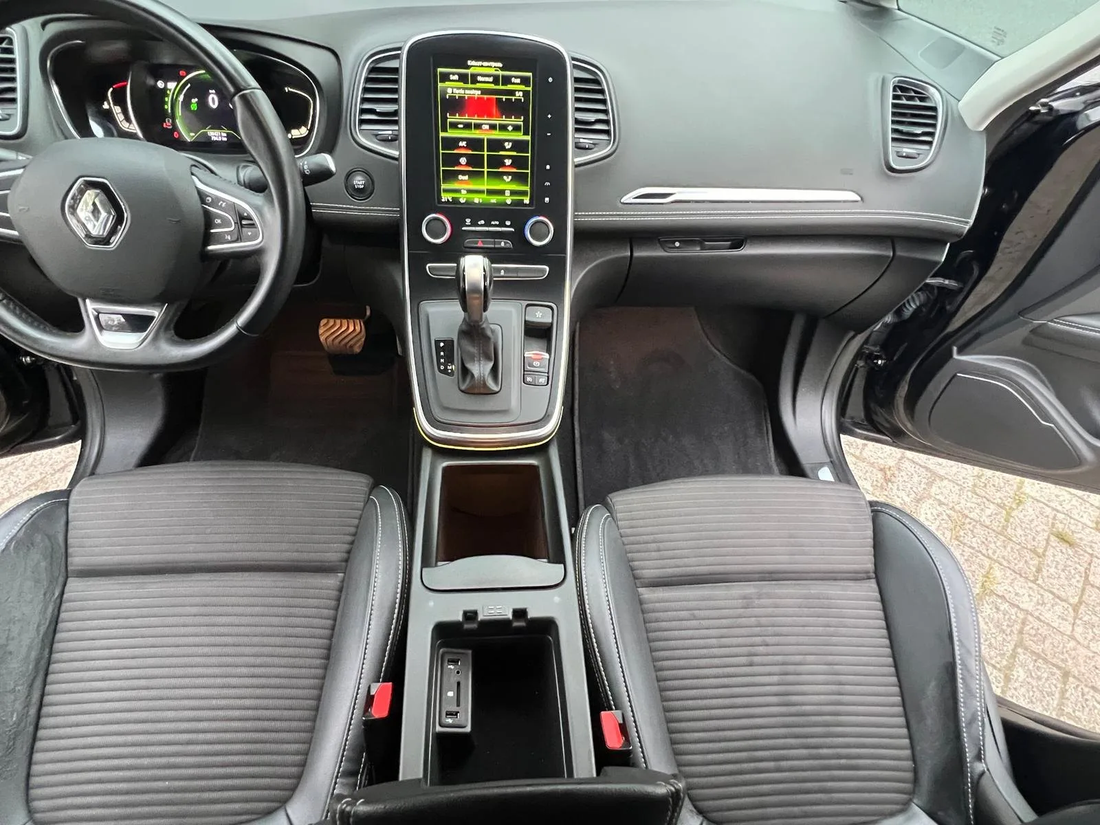 Renault Scenic 17