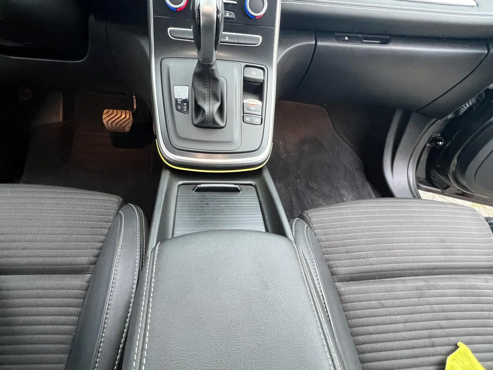 Renault Scenic 16