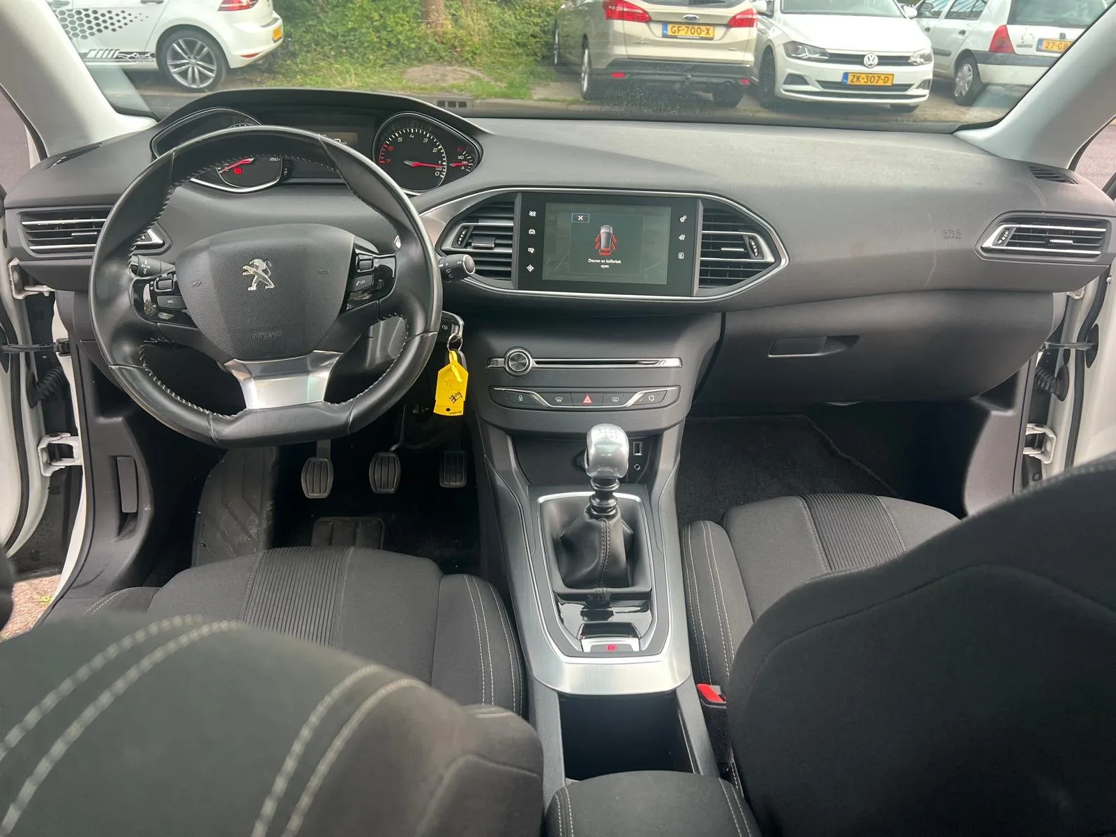 Peugeot 308 16