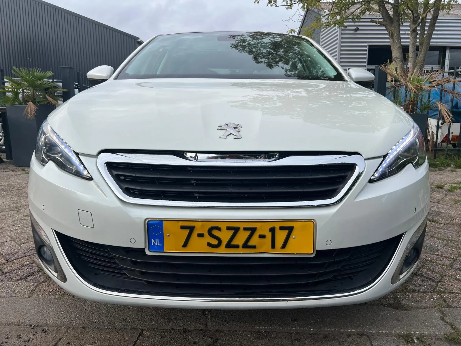 Peugeot 308 2